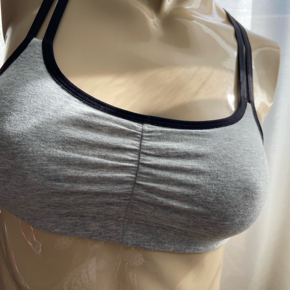 34 fruit of the loom grey and black sports bra - Picture 8 of 12